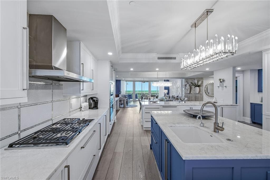 13665 Vanderbilt DR 603-10