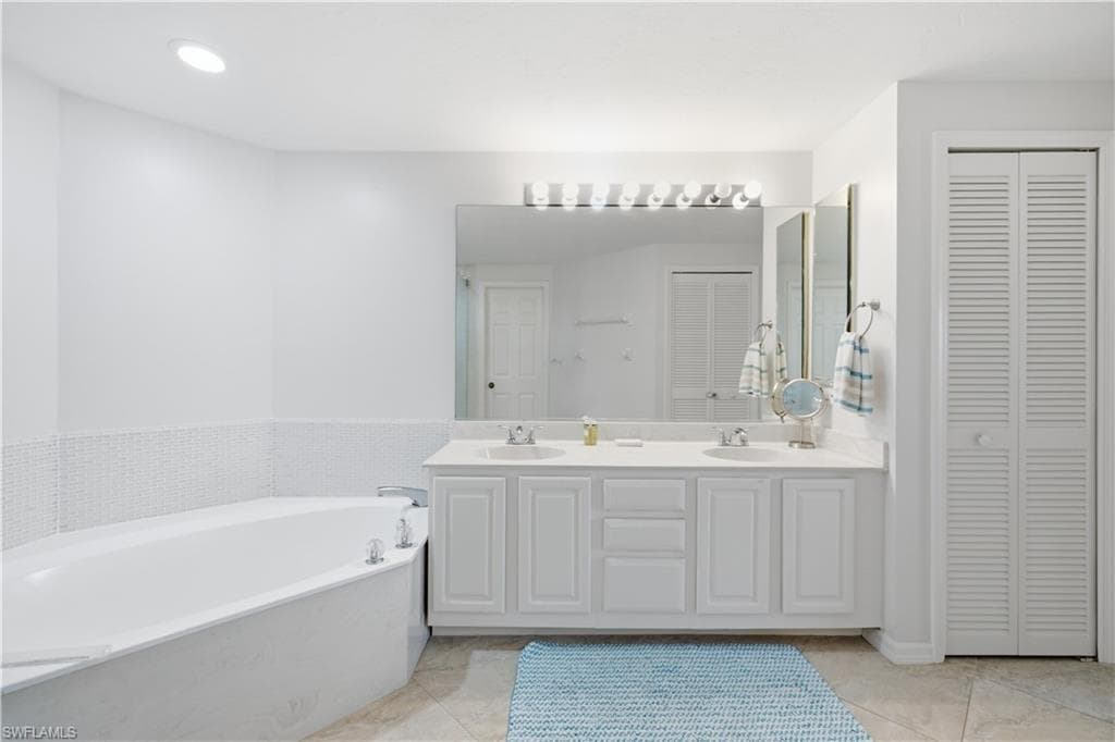 26901 Wedgewood DR 101-23