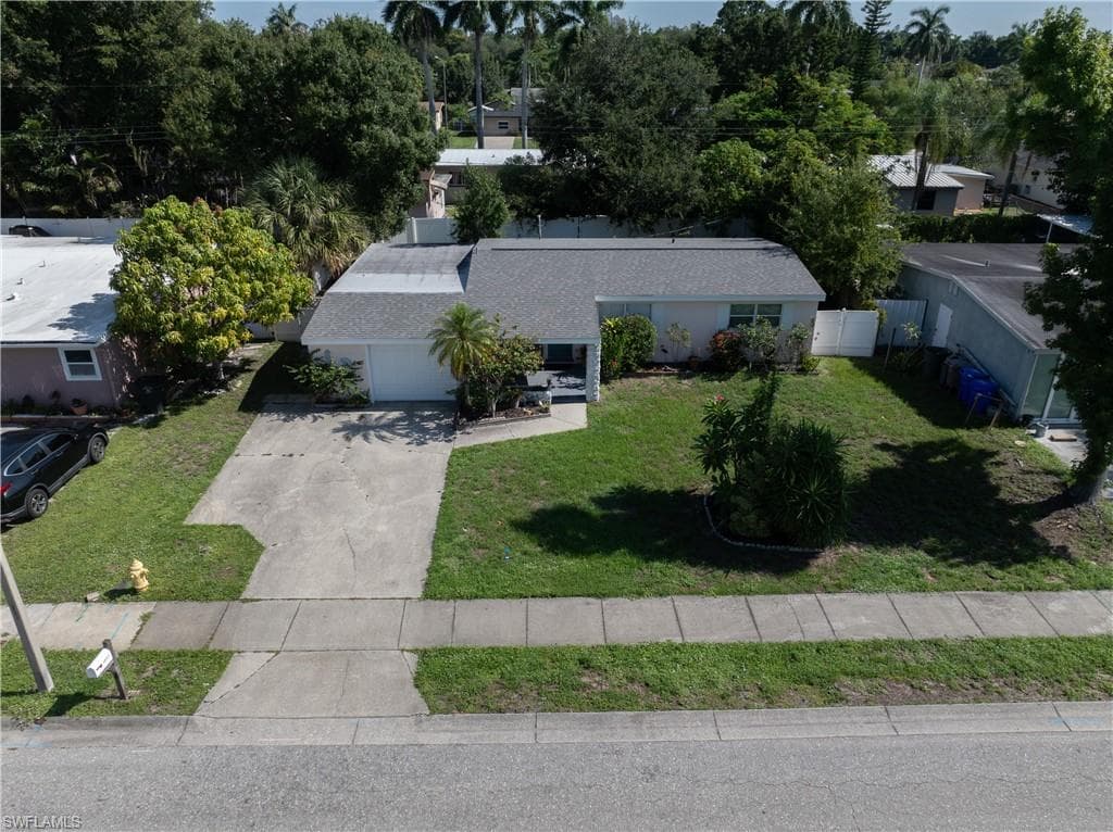 1643 Ricardo AVE-3