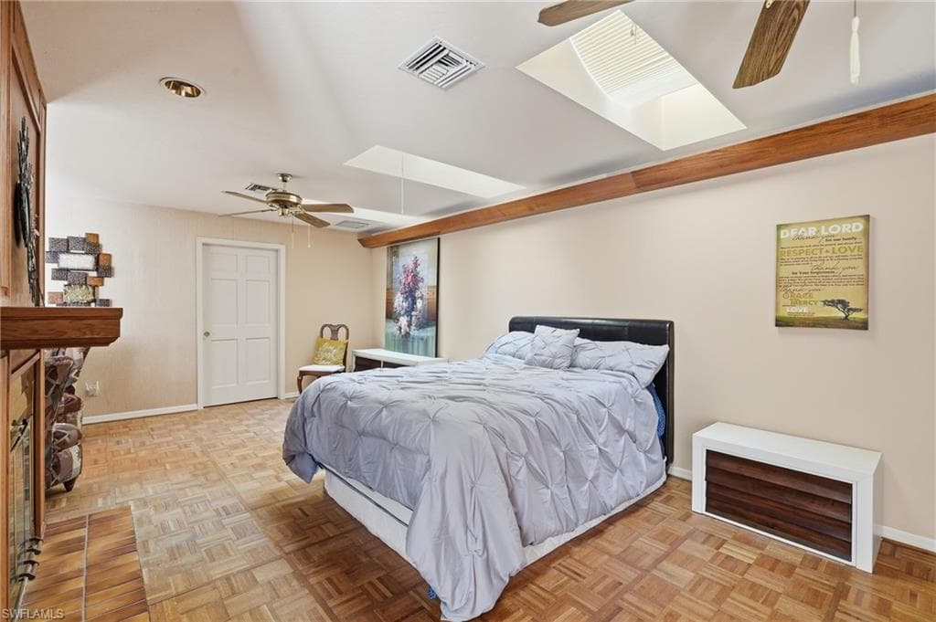 16676 Bobcat DR-28