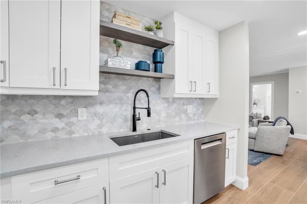23 Palmview BLVD-16