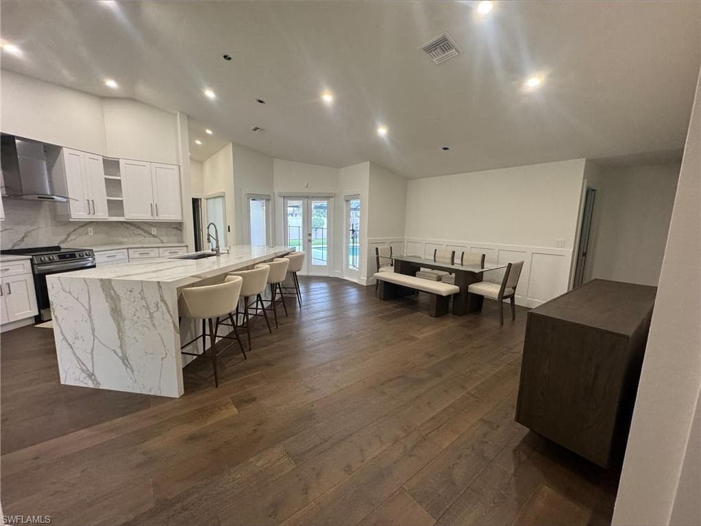 27500 Suffridge DR-3