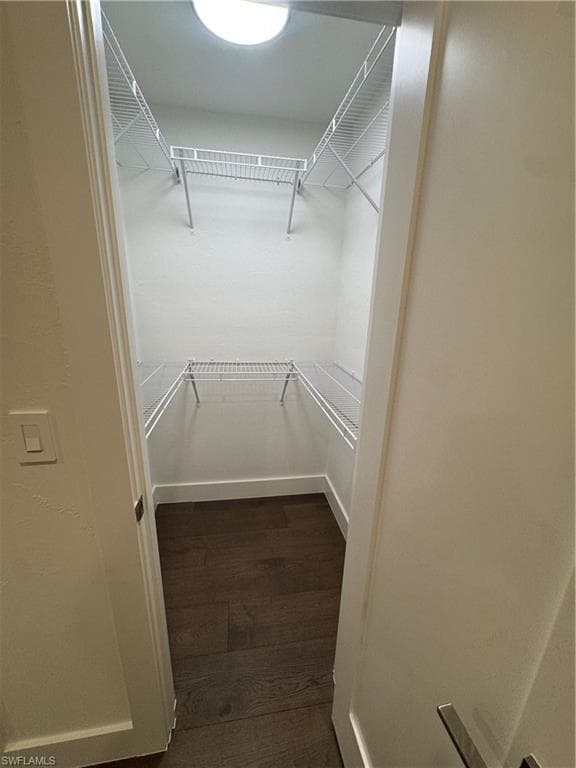 27500 Suffridge DR-14