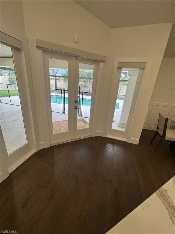 27500 Suffridge DR-8