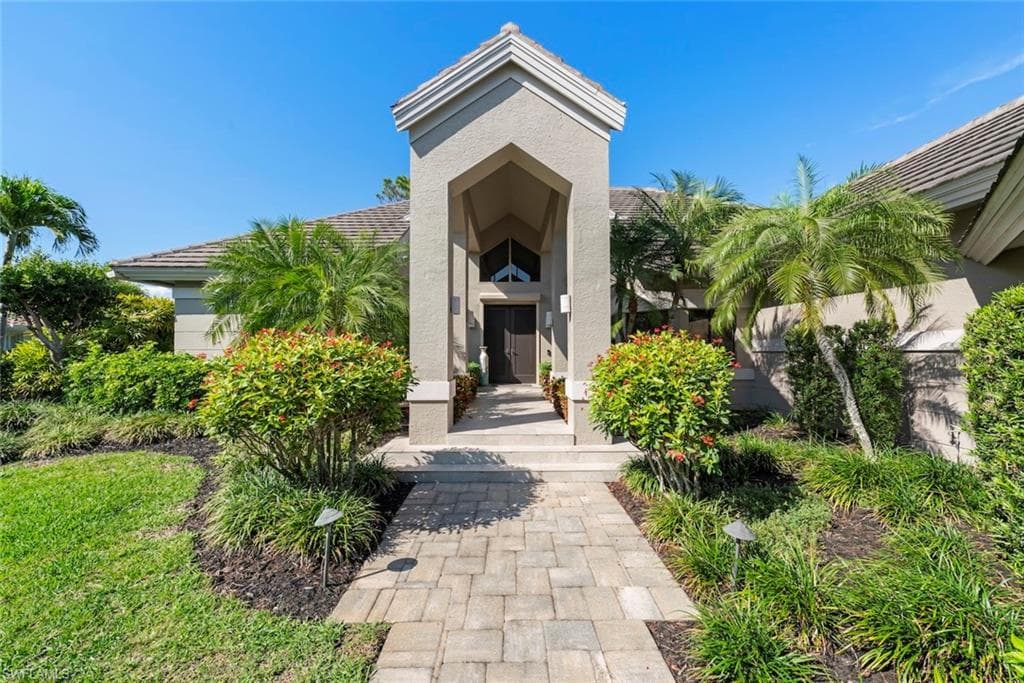 8301 Glenfinnan CIR-3