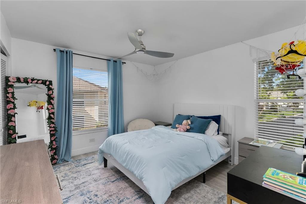 653 Squire CIR 201-17