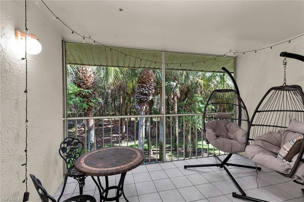 653 Squire CIR 201-10