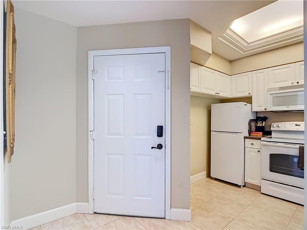3323 Olympic DR 716-4