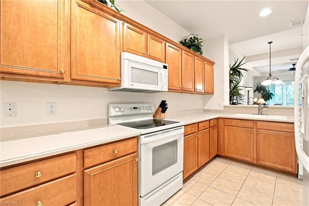 4874 Hampshire CT 303-8