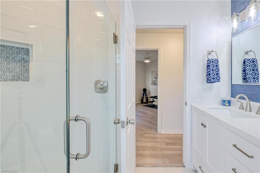 22589 Island Lakes DR-28