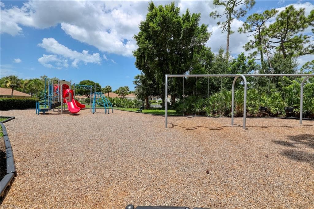22589 Island Lakes DR-39