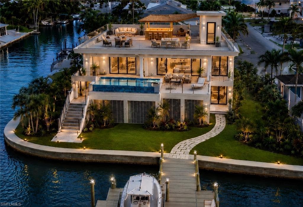 470 Madison CT-2