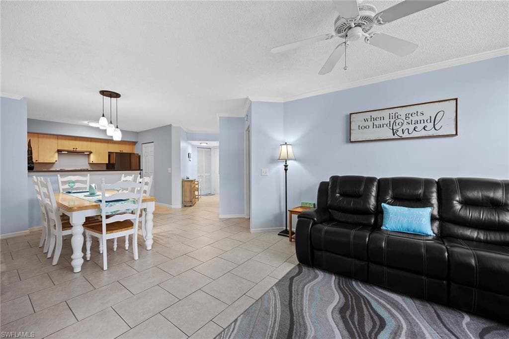 8635 River Homes LN 2205-5