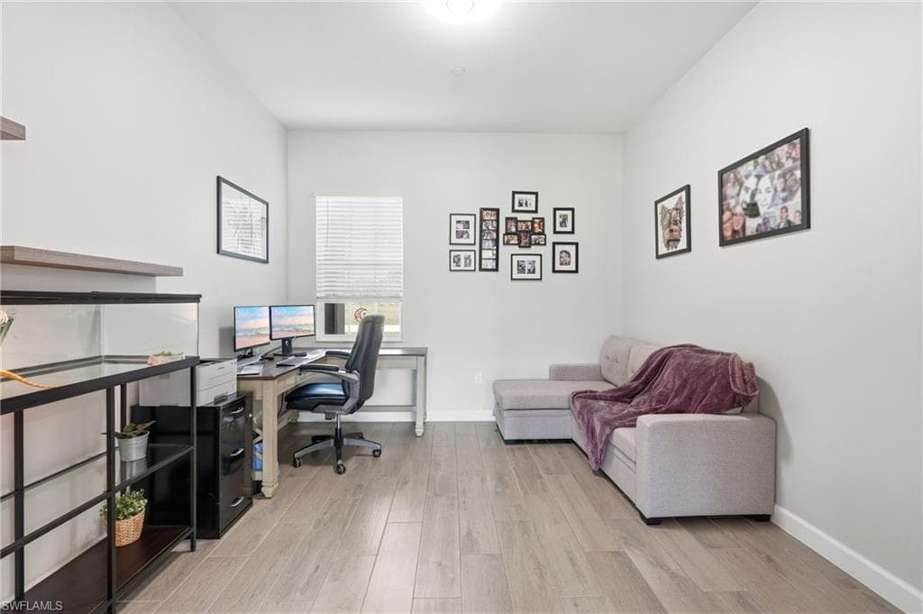 17040 Serengeti CIR-26