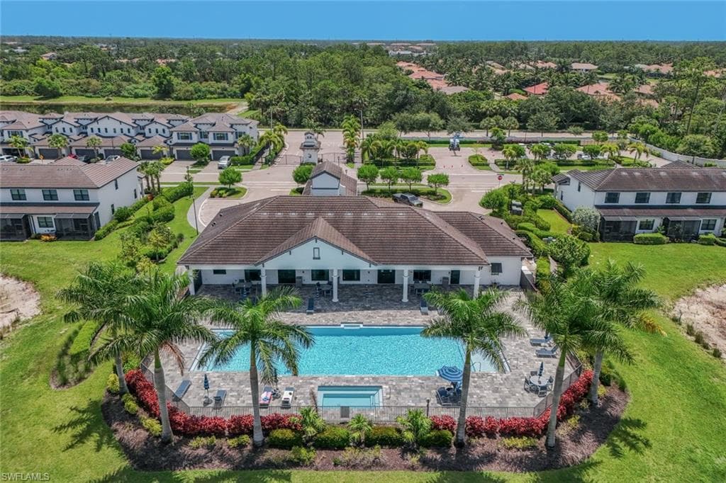 7348 Rockefeller DR-31
