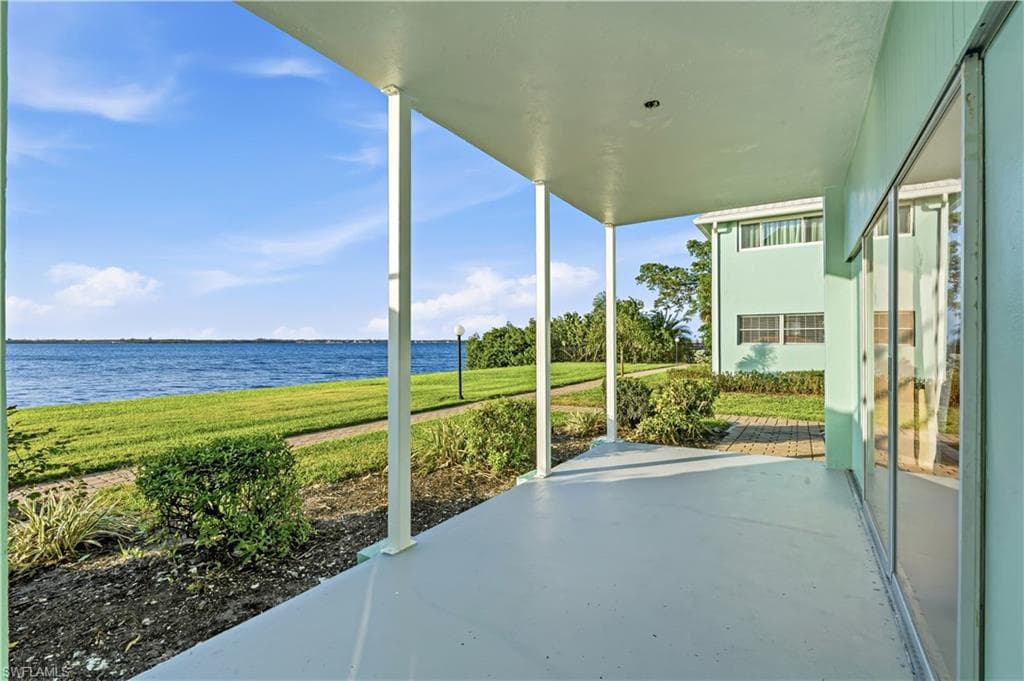 3225 E Riverside DR 31C-23