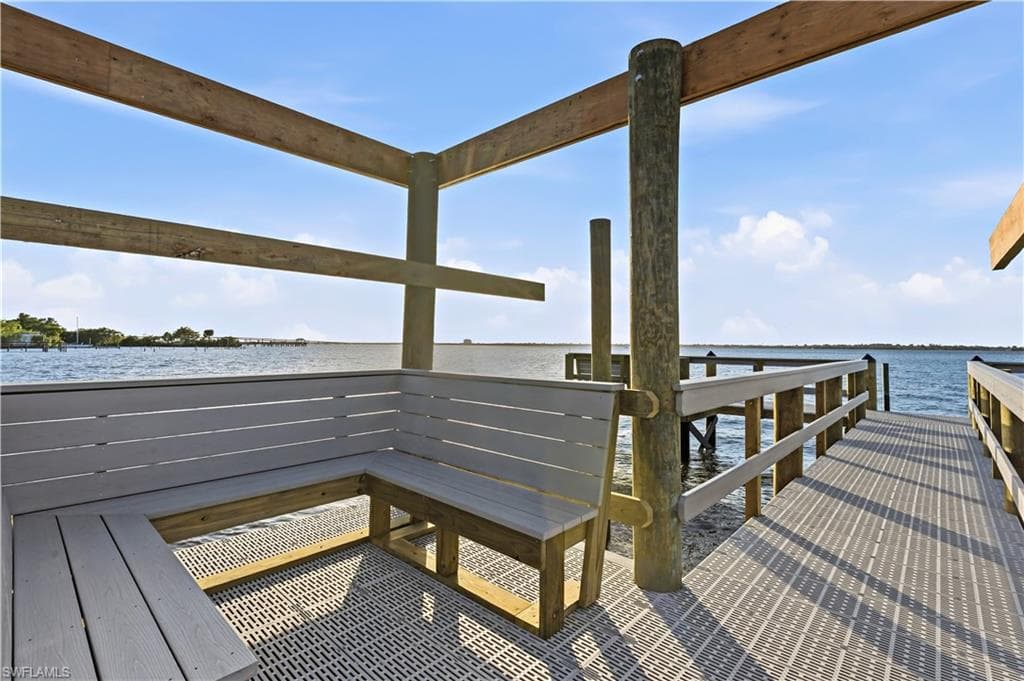 3225 E Riverside DR 31C-43