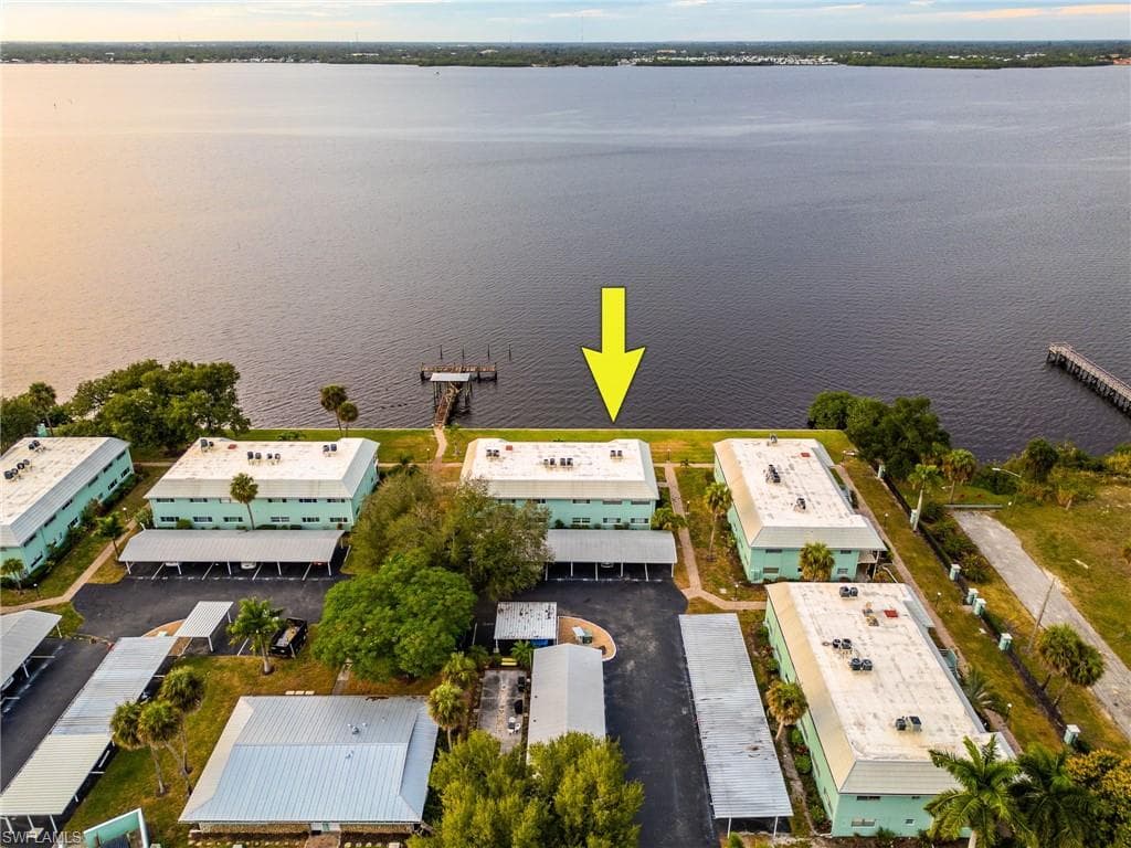 3225 E Riverside DR 31C-30