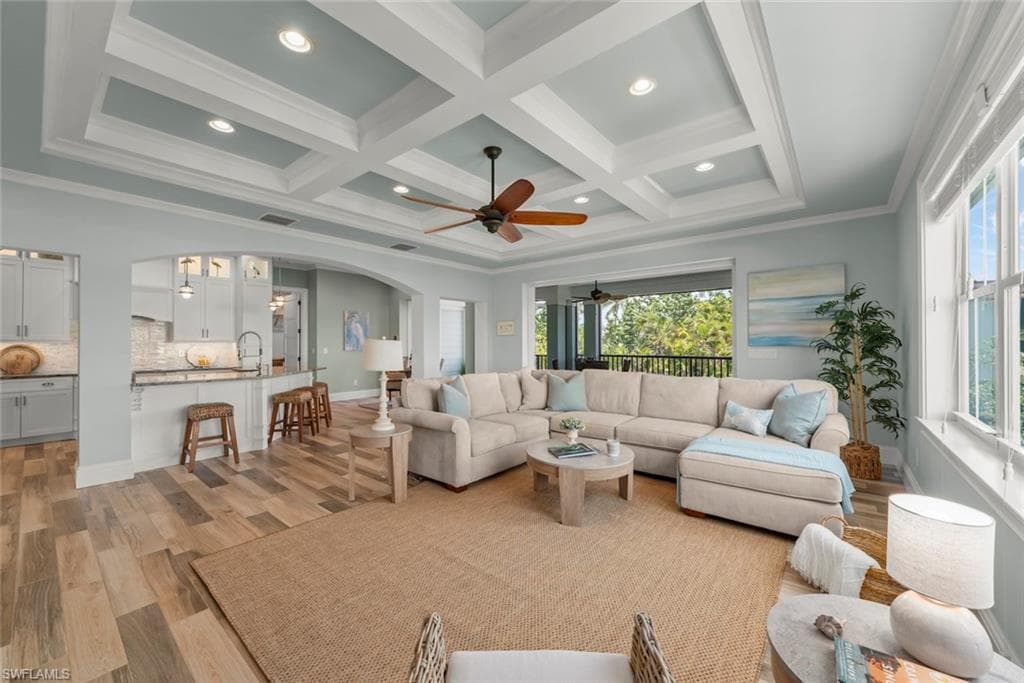1114 Seagrape LN-13