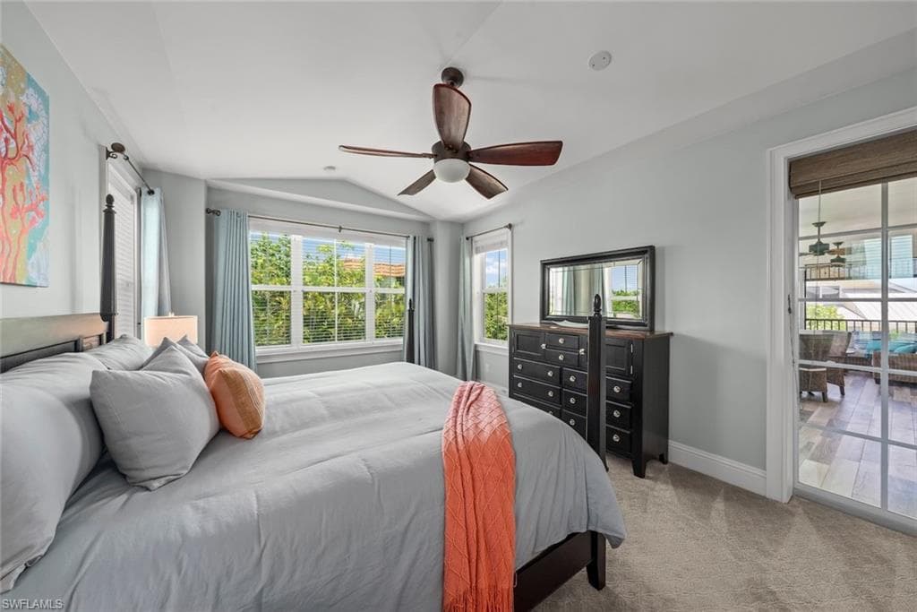 1114 Seagrape LN-26