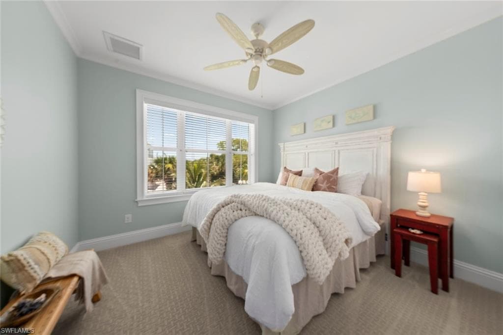 1114 Seagrape LN-34