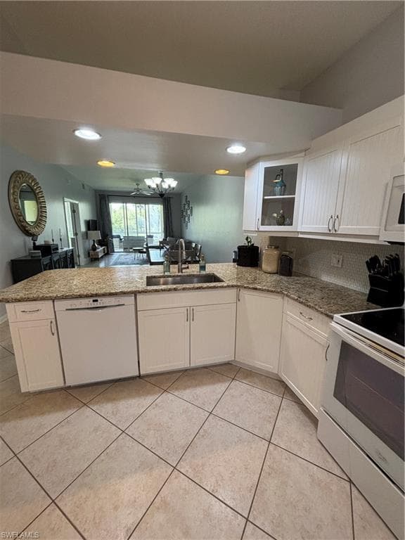6820 Beach Resort DR 11-18