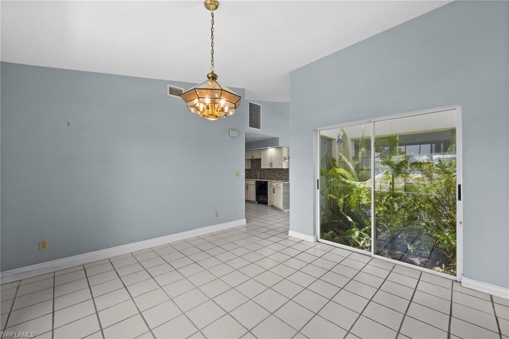 7305 Constitution CIR-11