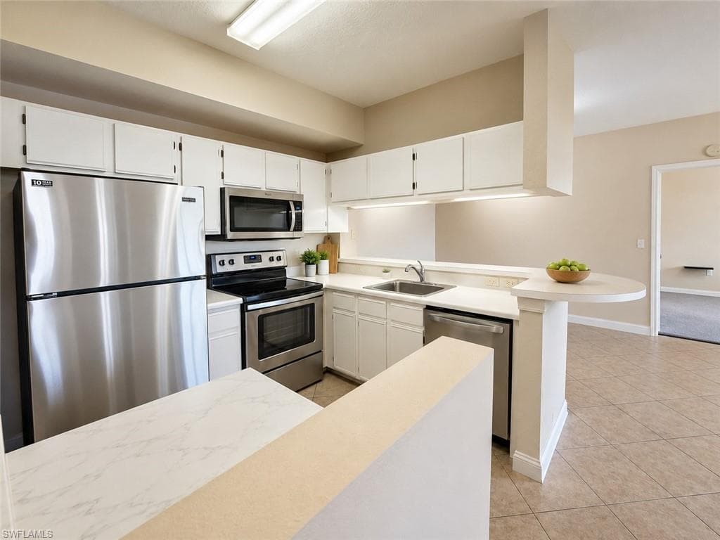 6490 Aragon WAY 303-8
