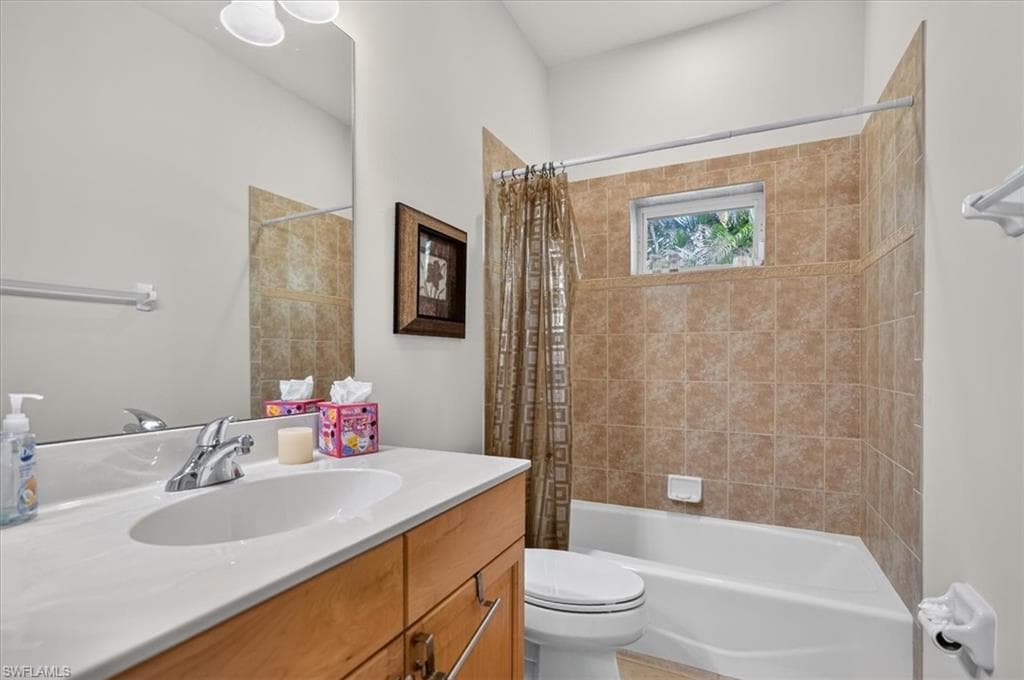 15627 Caloosa Creek CIR-36