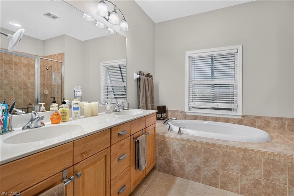 15627 Caloosa Creek CIR-32