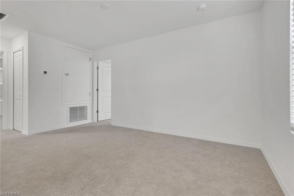 19550 Fairhill CT-16