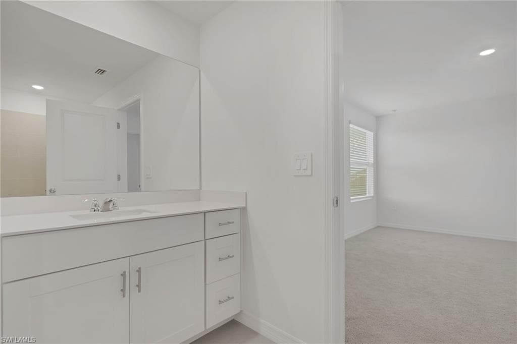 19550 Fairhill CT-20