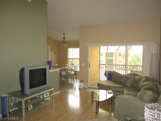 7960 Preserve CIR 635-6