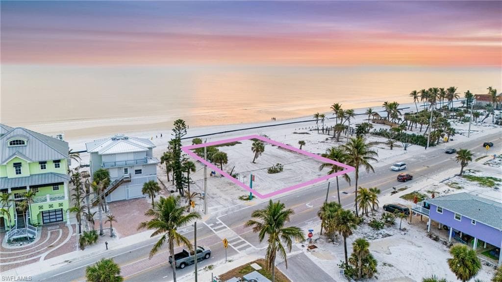 4050 Estero BLVD-2