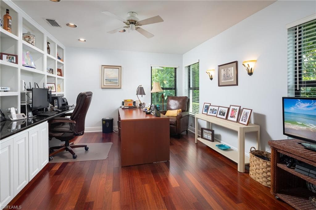 196 Monterey DR-23
