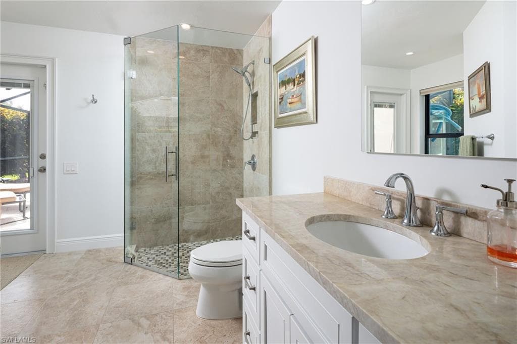 196 Monterey DR-24