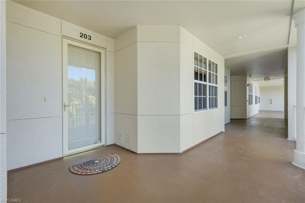 4864 Hampshire CT 203-2