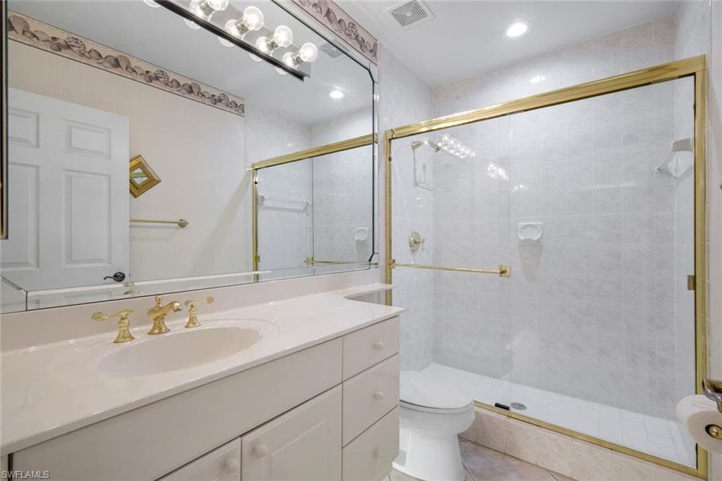 2036 Cascades DR 7-23