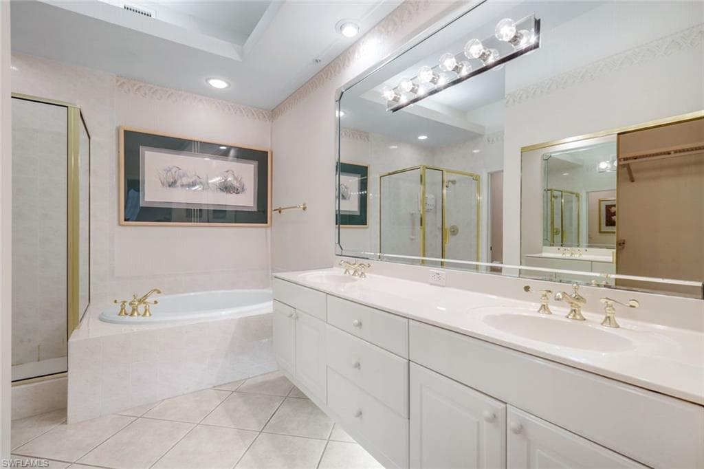 2036 Cascades DR 7-20