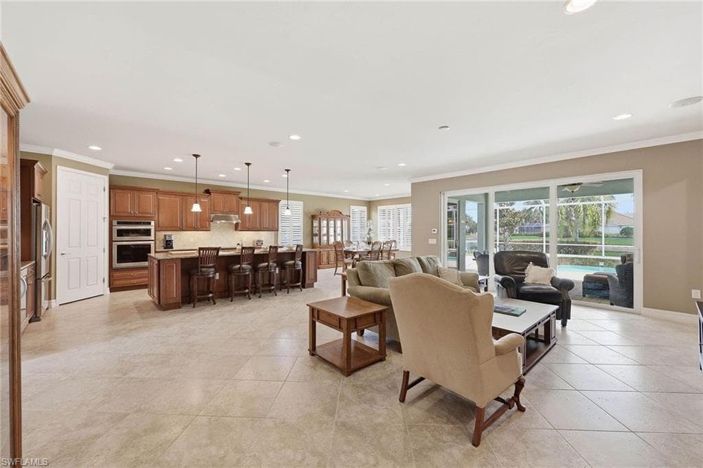 8562 Veronawalk CIR-9