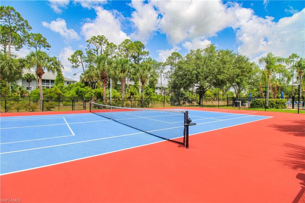 225 Robin Hood CIR 203-46
