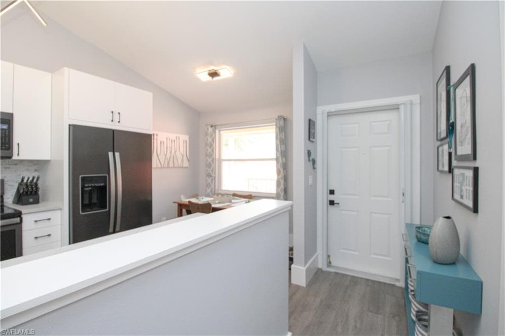 225 Robin Hood CIR 203-9