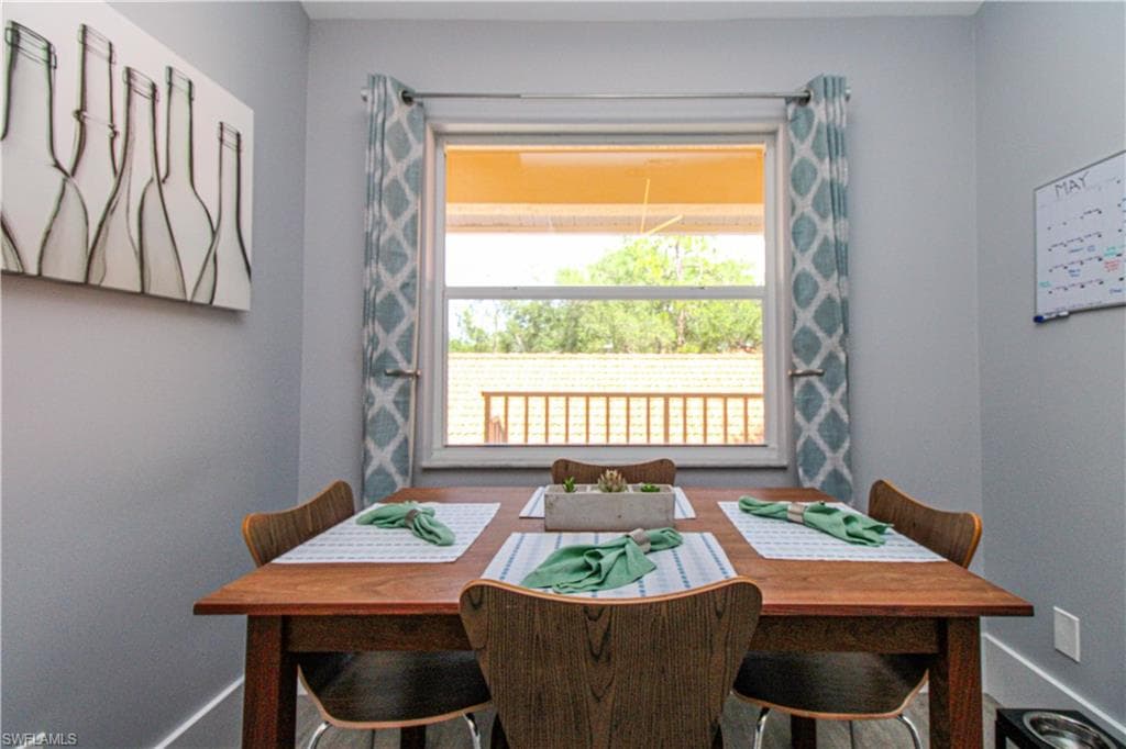 225 Robin Hood CIR 203-15