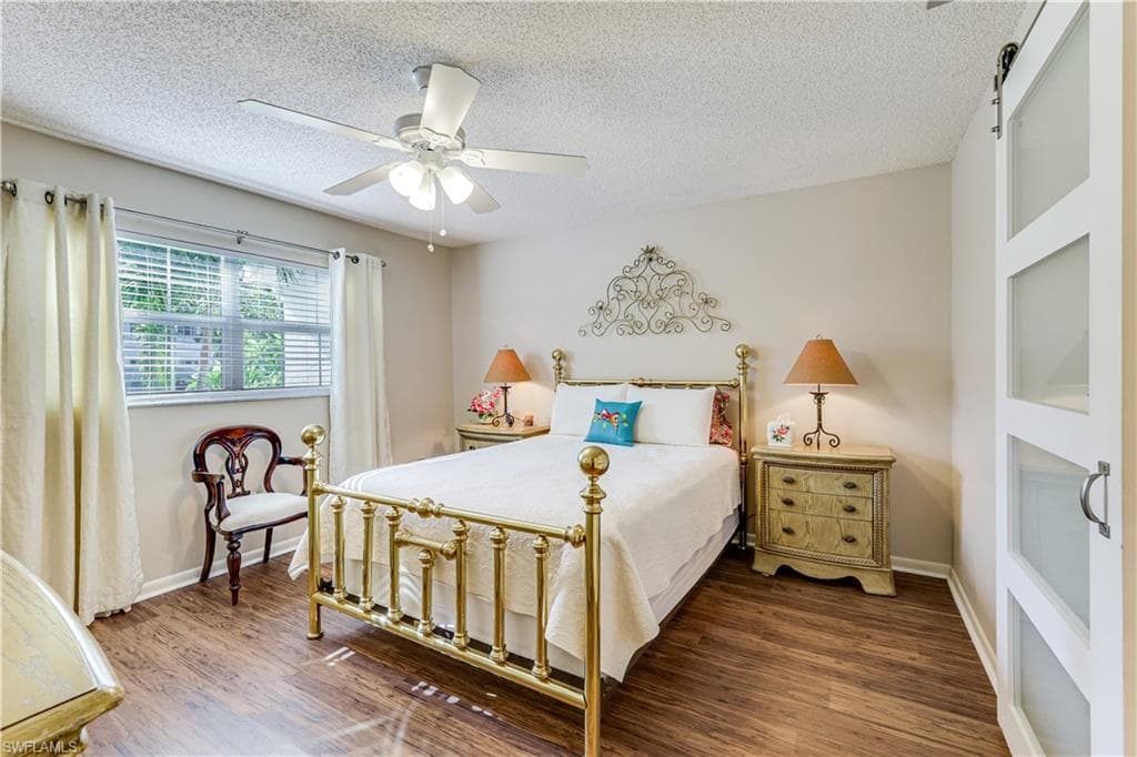 7079 Cedarhurst DR-14