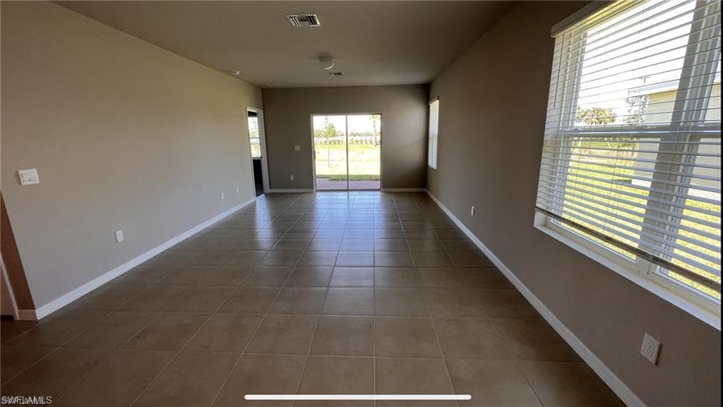 18509 Cronin Sand LN-4