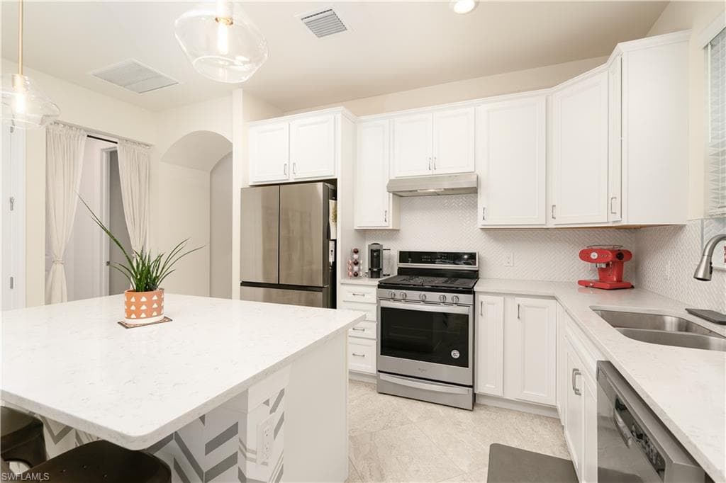 10779 Manatee Key LN-8