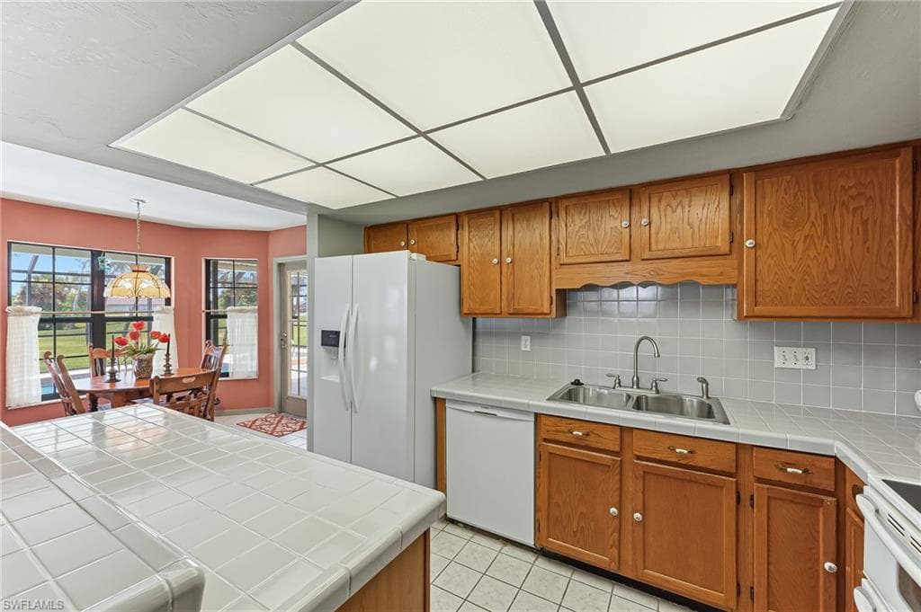 14366 Tamarac DR-25