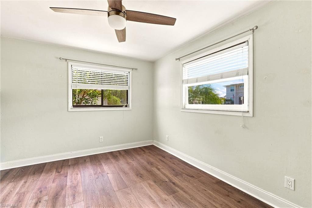 18500 Sarasota RD-26