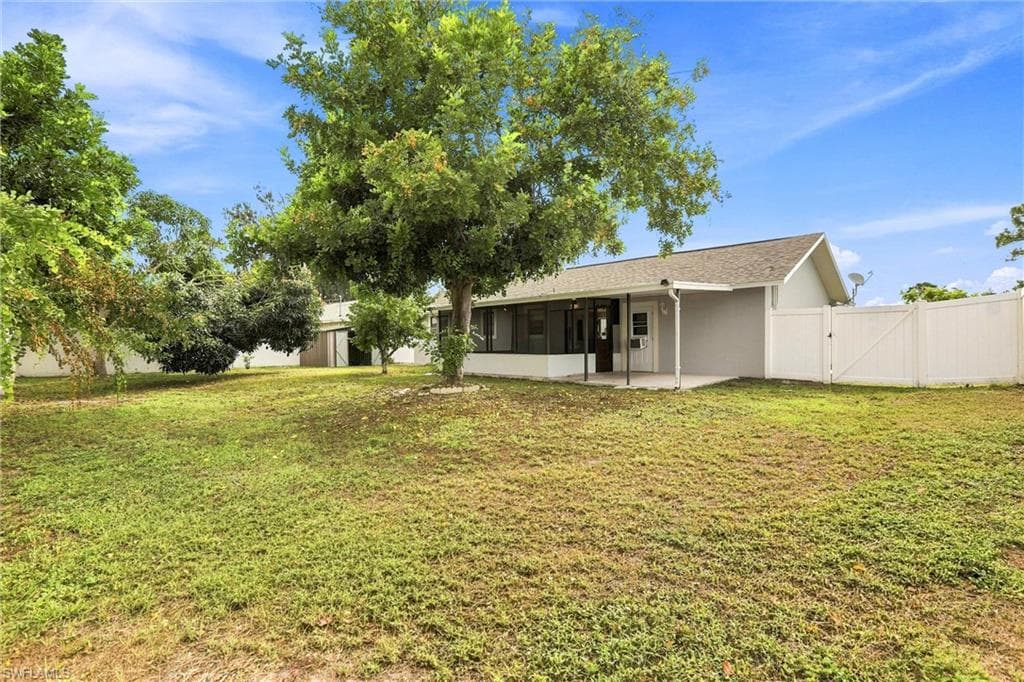 18500 Sarasota RD-8