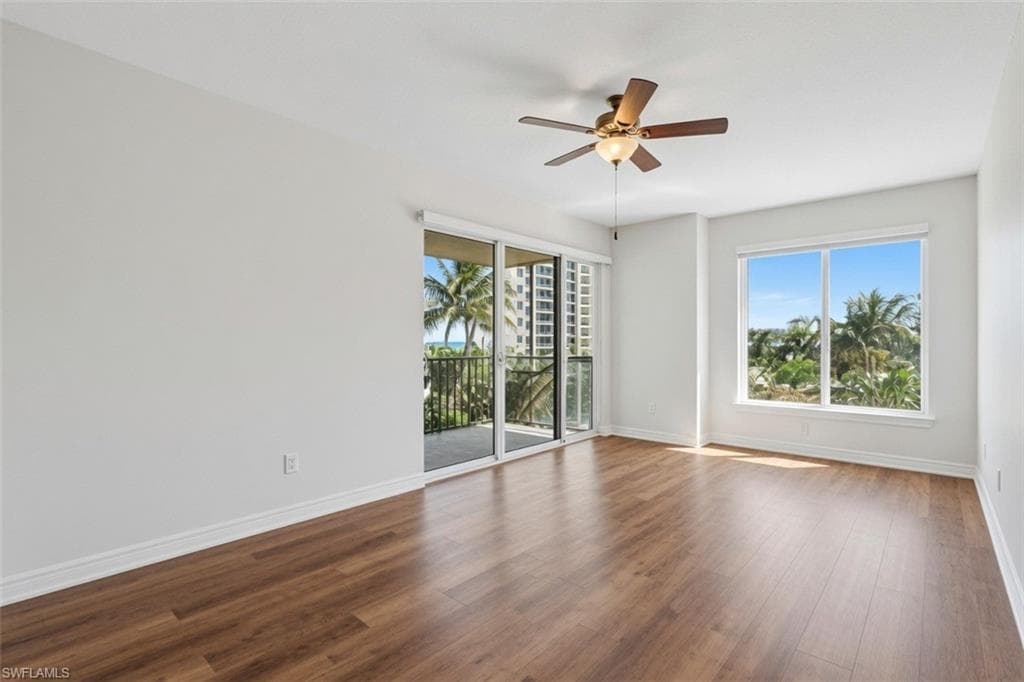 6081 Silver King BLVD 202-17
